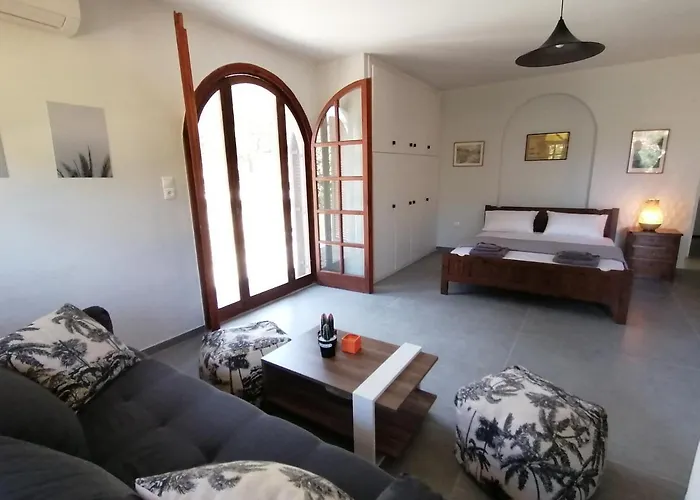 Casadelvilla Private Apartment Portocheli-Kosta